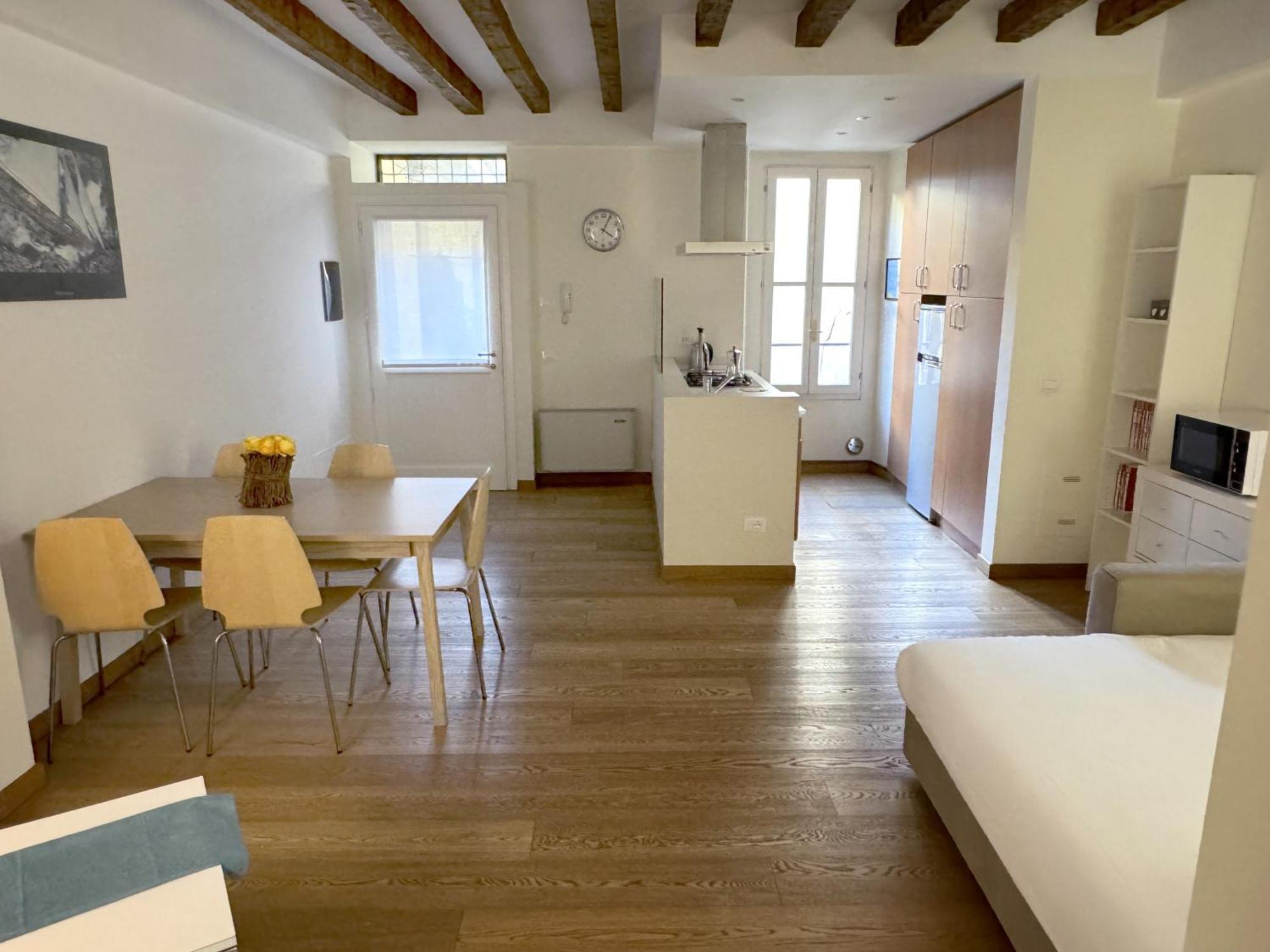 Joivy Cosy Ticinese Retreat 1-Bed Flat Near The Duomo Apartamento Milão Exterior foto