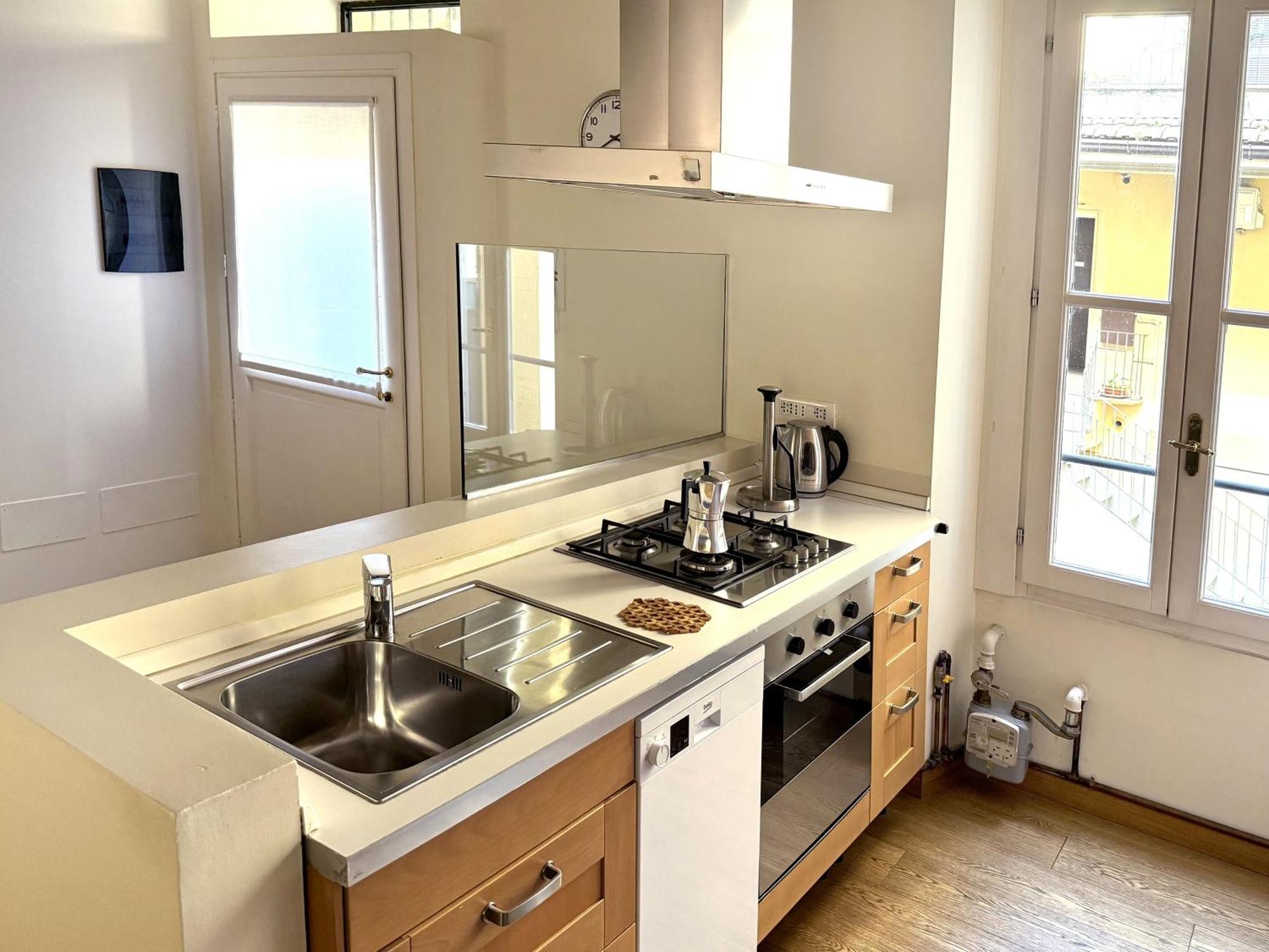 Joivy Cosy Ticinese Retreat 1-Bed Flat Near The Duomo Apartamento Milão Exterior foto
