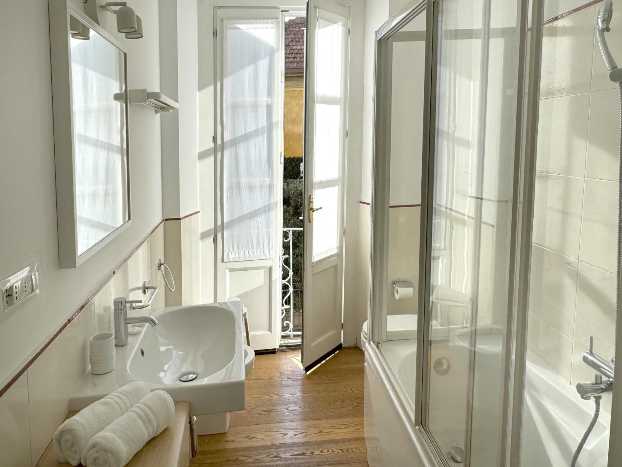 Joivy Cosy Ticinese Retreat 1-Bed Flat Near The Duomo Apartamento Milão Exterior foto